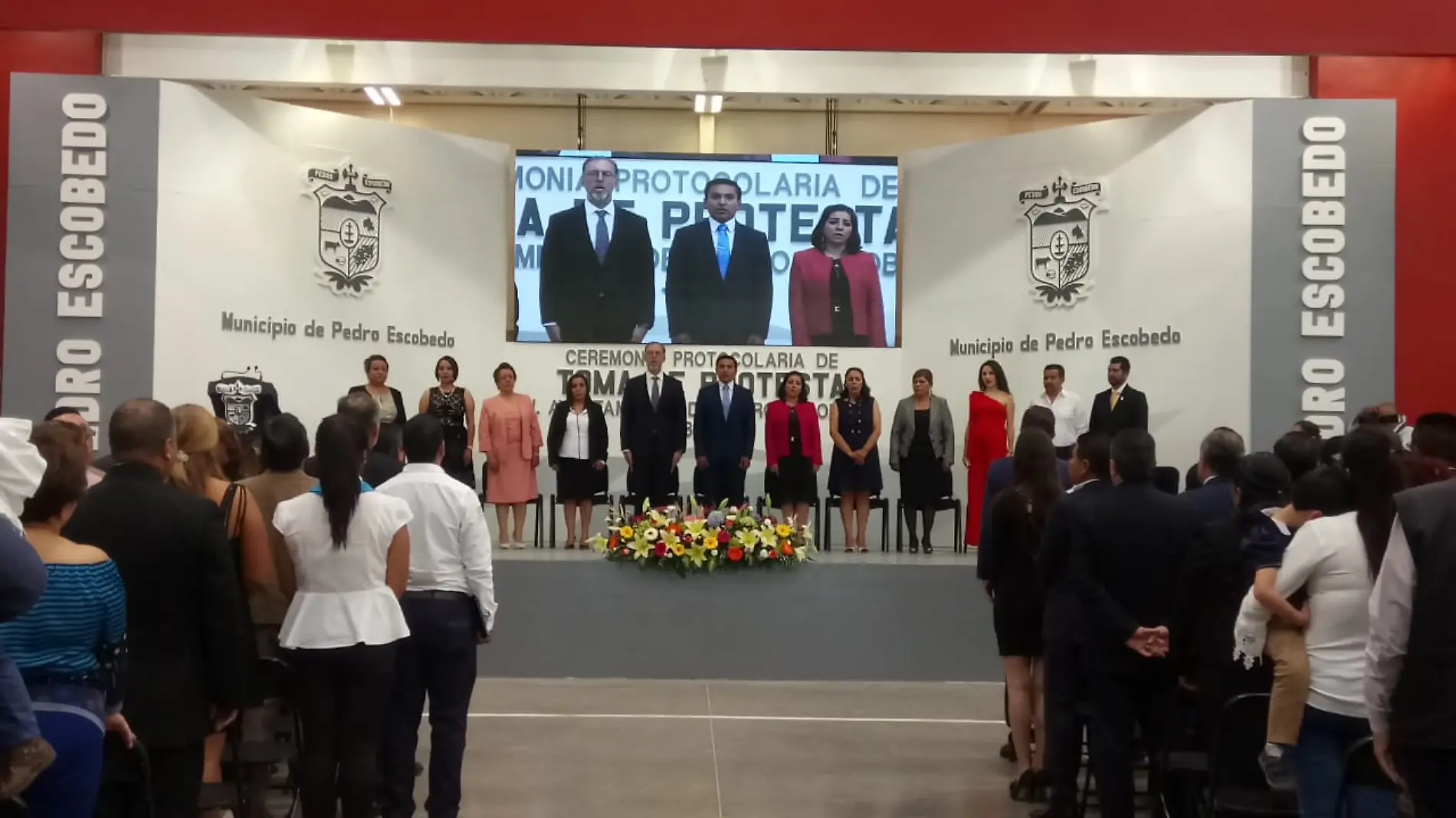 Se llevó a cabo la ceremonia protocolaria efectuada para la toma de protesta del Ayuntamiento de Pedro Escobedo 2018-2021. Foto Monsetrrat García 